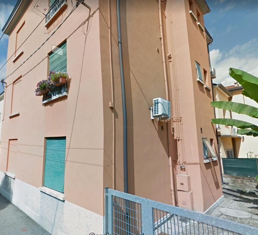 L'Angolo Di Bibi Apartment Padova Exterior foto